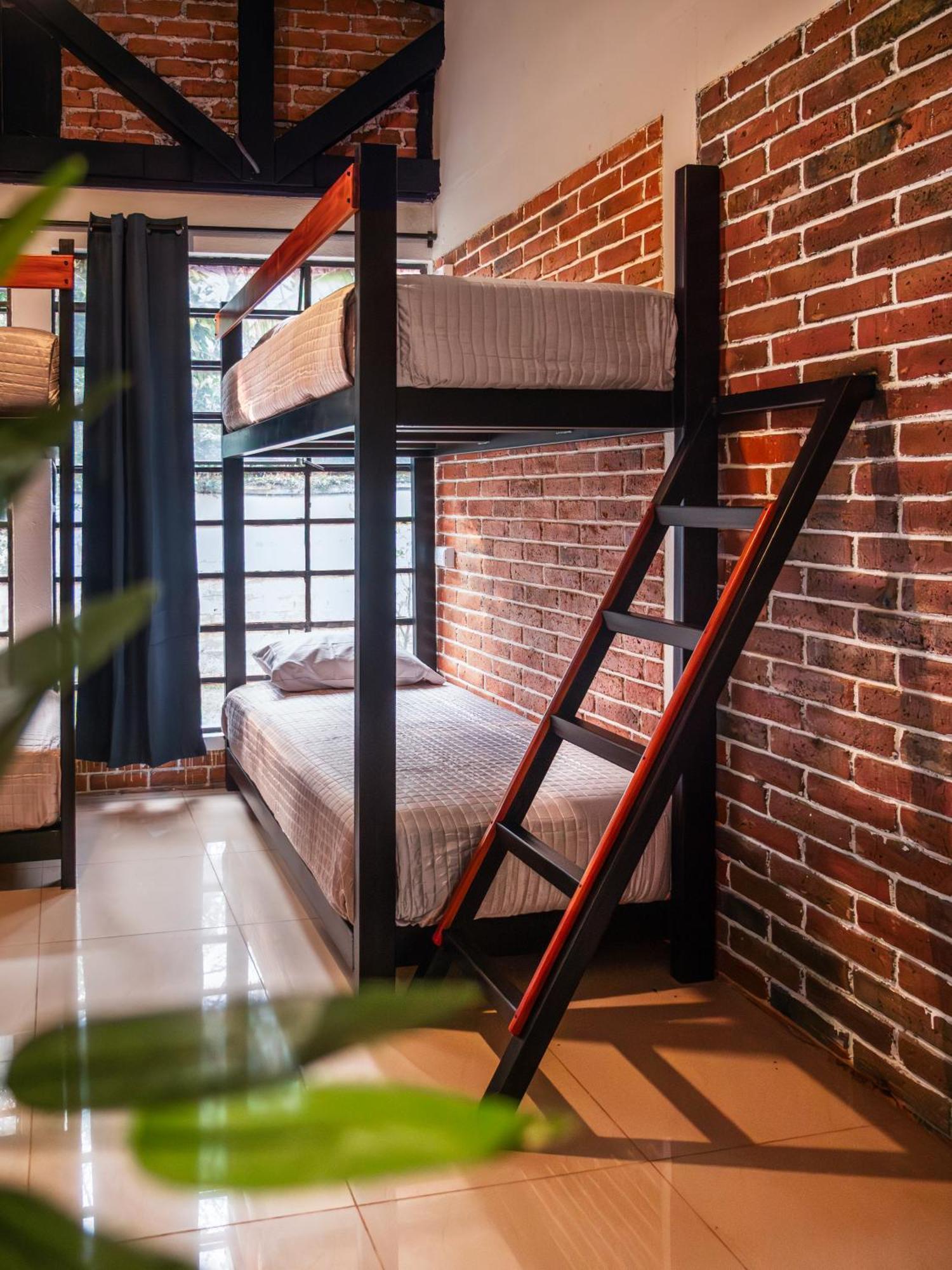 Amaranto Hostel Panajachel Zimmer foto